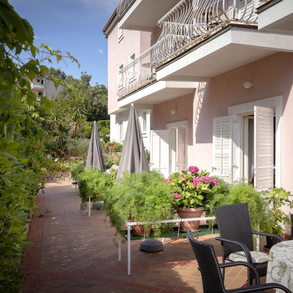 APARTMANI VILA BOŽICA, Apartmani Vila Božica Vrboska